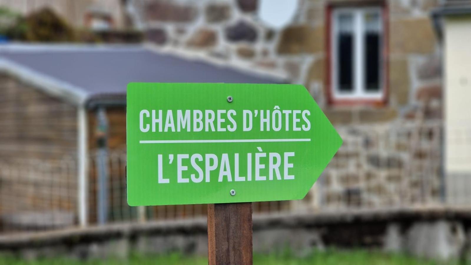La Gentiane Bed & Breakfast Le Falgoux Exterior foto