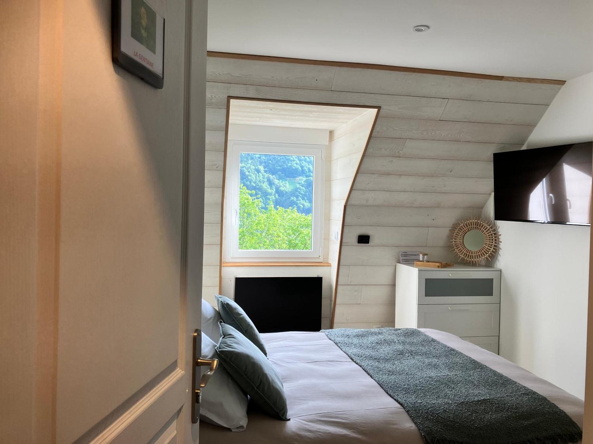 La Gentiane Bed & Breakfast Le Falgoux Exterior foto
